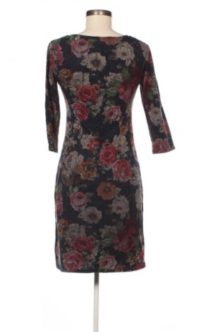 Šaty  Unbranded, Velikost M, Barva Vícebarevné, Cena  199,00 Kč