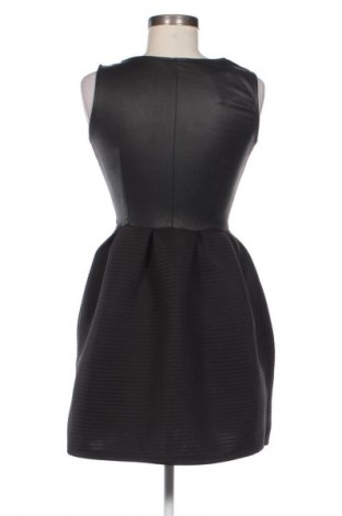 Ruha Unbranded, Méret S, Szín Fekete, Ár 4 739 Ft