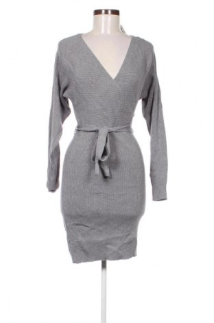 Рокля Vero Moda, Размер S, Цвят Сив, Цена 8,18 €