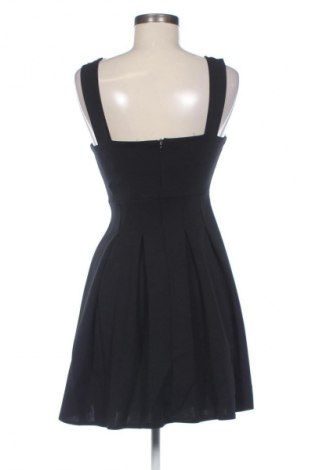 Ruha Wal G, Méret S, Szín Fekete, Ár 5 569 Ft