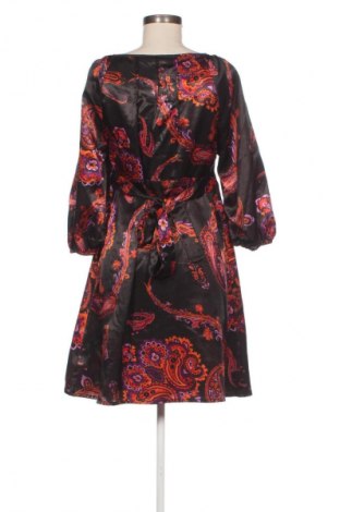 Sukienka Yessica, Rozmiar M, Kolor Kolorowy, Cena 22,99 zł