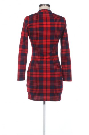 Рокля Zaful, Размер S, Цвят Многоцветен, Цена 2,55 €