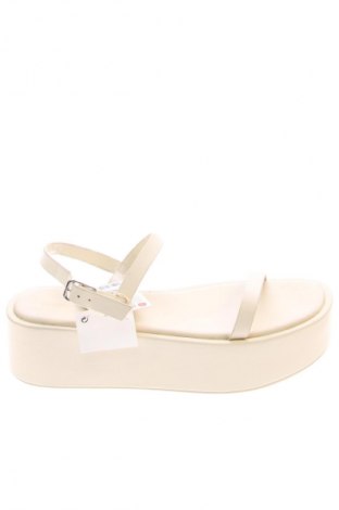 Σανδάλια Pull&Bear, Μέγεθος 39, Χρώμα Εκρού, Τιμή 15,99 €