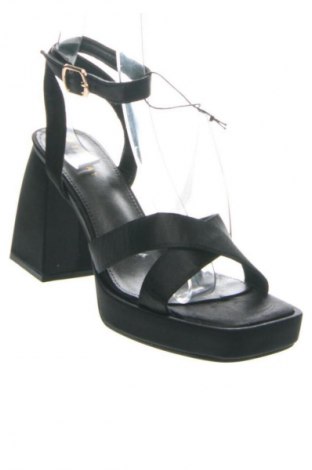 Σανδάλια Sinsay, Μέγεθος 40, Χρώμα Μαύρο, Τιμή 31,71 €