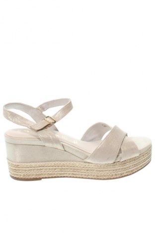 Sandále Tamaris, Veľkosť 41, Farba Zlatistá, Cena  34,95 €