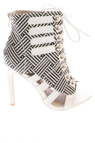 Σανδάλια Unbranded, Μέγεθος 39, Χρώμα Πολύχρωμο, Τιμή 23,99 €