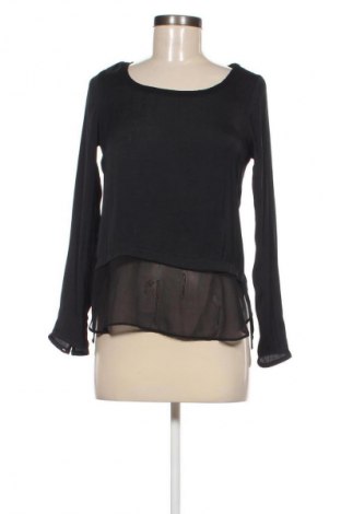 Дамска блуза Bershka, Размер M, Цвят Черен, Цена 2,04 €