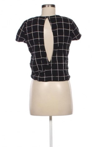 Dámská halenka Distrikt Norrebro, Velikost S, Barva Vícebarevné, Cena  49,00 Kč