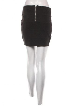 Sukně Amisu, Velikost S, Barva Zelená, Cena  49,00 Kč