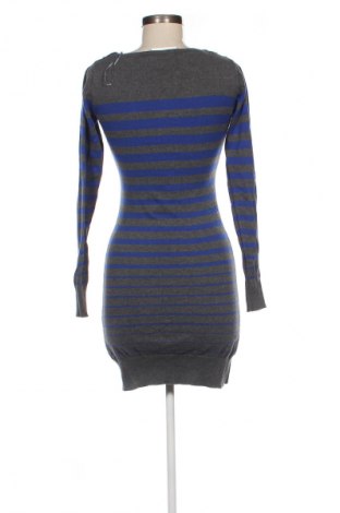 Šaty  Reserved, Velikost S, Barva Vícebarevné, Cena  159,00 Kč