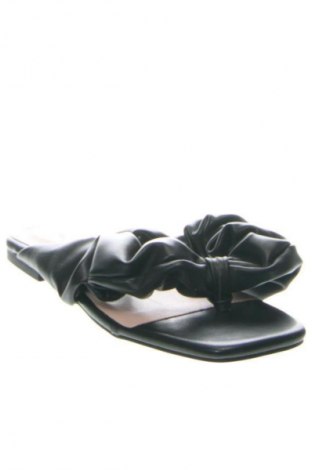 Papuče L37, Veľkosť 37, Farba Čierna, Cena  47,95 €