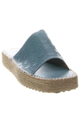 Γυναικείες παντόφλες RunnerBoss, Μέγεθος 40, Χρώμα Μπλέ, Τιμή 27,99 €