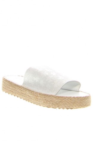 Γυναικείες παντόφλες RunnerBoss, Μέγεθος 40, Χρώμα Λευκό, Τιμή 21,99 €