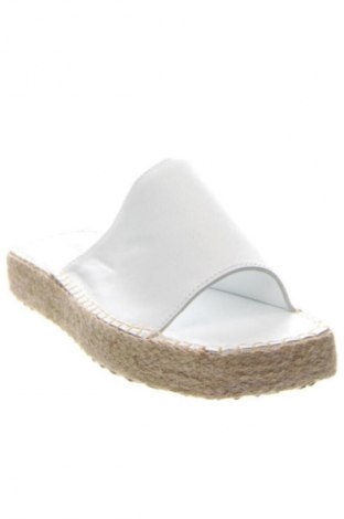 Γυναικείες παντόφλες RunnerBoss, Μέγεθος 39, Χρώμα Λευκό, Τιμή 26,99 €