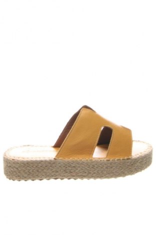 Γυναικείες παντόφλες RunnerBoss, Μέγεθος 38, Χρώμα Κίτρινο, Τιμή 22,99 €