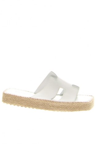 Γυναικείες παντόφλες RunnerBoss, Μέγεθος 40, Χρώμα Λευκό, Τιμή 26,99 €