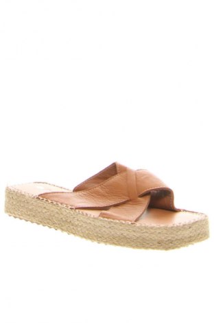 Γυναικείες παντόφλες RunnerBoss, Μέγεθος 40, Χρώμα Καφέ, Τιμή 26,99 €