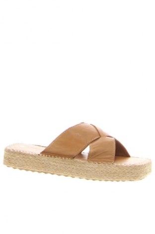 Γυναικείες παντόφλες RunnerBoss, Μέγεθος 39, Χρώμα  Μπέζ, Τιμή 26,99 €