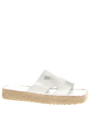 Γυναικείες παντόφλες RunnerBoss, Μέγεθος 40, Χρώμα Λευκό, Τιμή 21,99 €