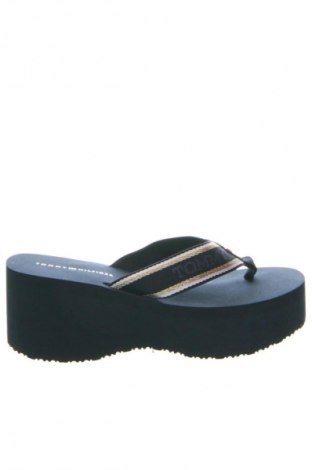 Чехли Tommy Hilfiger, Размер 39, Цвят Многоцветен, Цена 24,03 €, #134367480