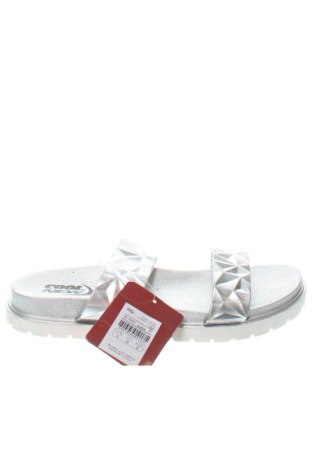 Γυναικείες παντόφλες Unbranded, Μέγεθος 37, Χρώμα Ασημί, Τιμή 11,45 €