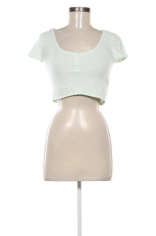 Damen Shirt Bershka, Größe M, Farbe Grün, Preis 4,80 €