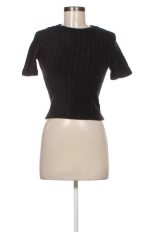 Γυναικεία μπλούζα Bershka, Μέγεθος M, Χρώμα Μαύρο, Τιμή 6,99 €