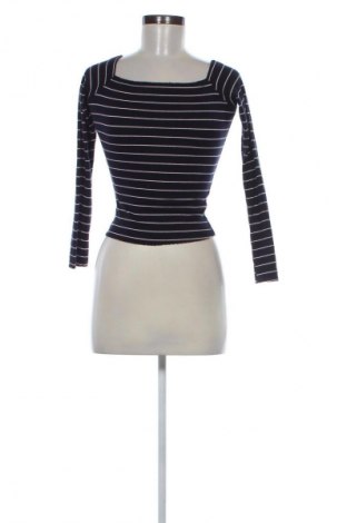 Damen Shirt Bershka, Größe S, Farbe Mehrfarbig, Preis 1,99 €