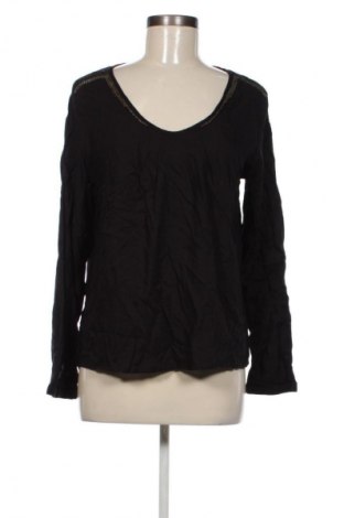 Bluză de femei Gina, Mărime L, Culoare Negru, Preț 7,99 Lei