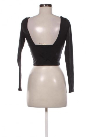 Damen Shirt Stradivarius, Größe M, Farbe Schwarz, Preis 15,86 €