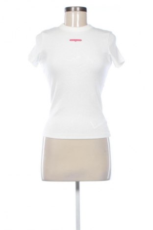 Bluză de femei Tommy Jeans, Mărime M, Culoare Alb, Preț 177,99 Lei, #134422290