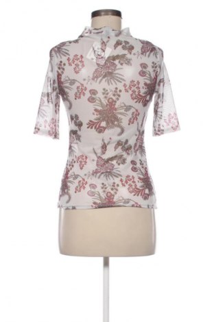 Damen Shirt Vero Moda, Größe XS, Farbe Mehrfarbig, Preis 3,99 €