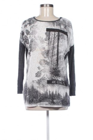 Damen Shirt Yessica, Größe M, Farbe Mehrfarbig, Preis 1,99 €