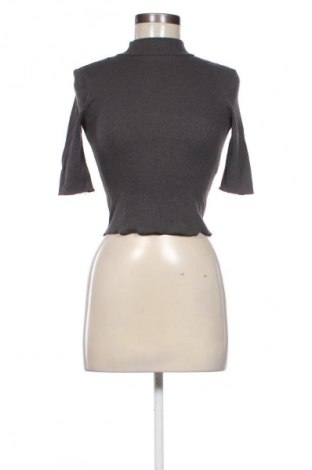 Damen Shirt Zara, Größe S, Farbe Grau, Preis 8,99 €