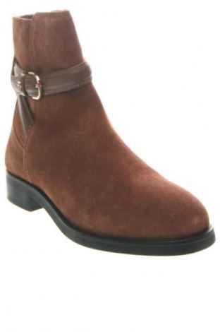 Дамски боти Tommy Hilfiger, Размер 38, Цвят Кафяв, Цена 48,57 €