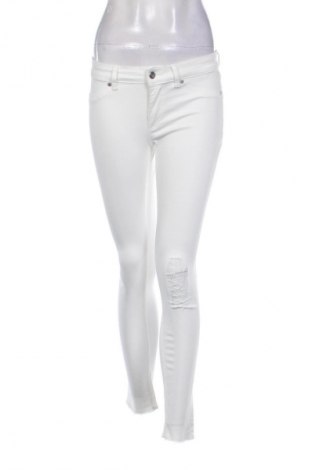 Blugi de femei Cheap Monday, Mărime S, Culoare Alb, Preț 10,99 Lei