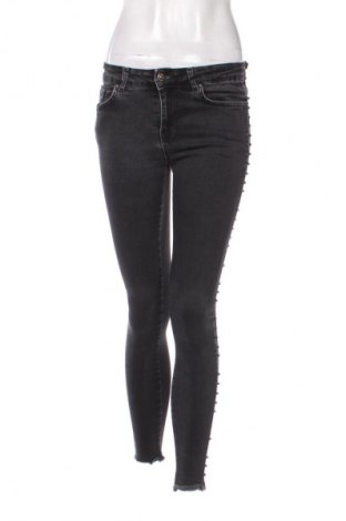 Damskie jeansy Dilvin, Rozmiar S, Kolor Czarny, Cena 20,99 zł