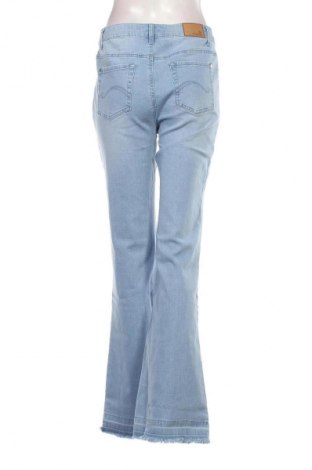 Damskie jeansy Kangaroos, Rozmiar M, Kolor Niebieski, Cena 130,99 zł