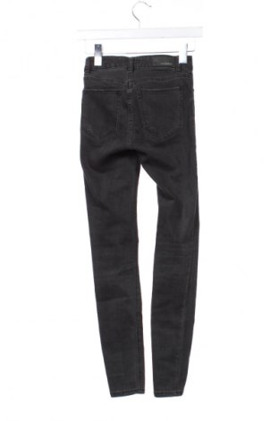 Blugi de femei Pull&Bear, Mărime XXS, Culoare Negru, Preț 18,99 Lei