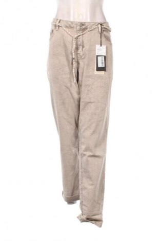 Damskie jeansy Rosner, Rozmiar XL, Kolor Beżowy, Cena 181,99 zł