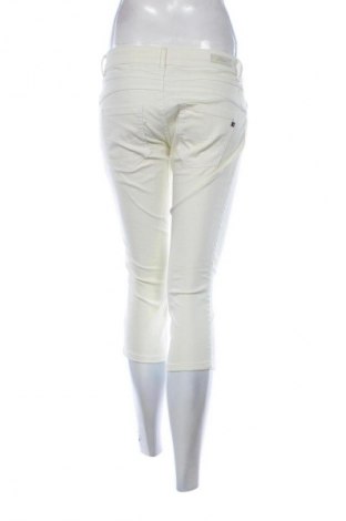 Damen Jeans S.Oliver, Größe M, Farbe Ecru, Preis € 4,99