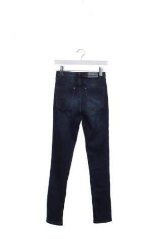 Дамски дънки Stradivarius, Размер S, Цвят Син, Цена 3,06 €