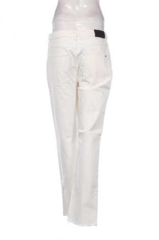 Damskie jeansy Tommy Hilfiger, Rozmiar M, Kolor Biały, Cena 539,99 zł