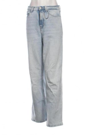 Дамски дънки Tommy Jeans, Размер S, Цвят Син, Цена 33,23 €
