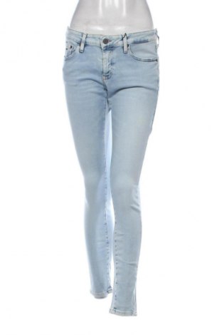 Damskie jeansy Tommy Jeans, Rozmiar L, Kolor Niebieski, Cena 90,99 zł, #134370395