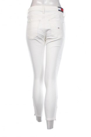Дамски дънки Tommy Jeans, Размер S, Цвят Екрю, Цена 33,23 €