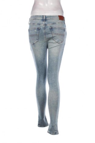Blugi de femei Tommy Jeans, Mărime S, Culoare Albastru, Preț 484,99 Lei