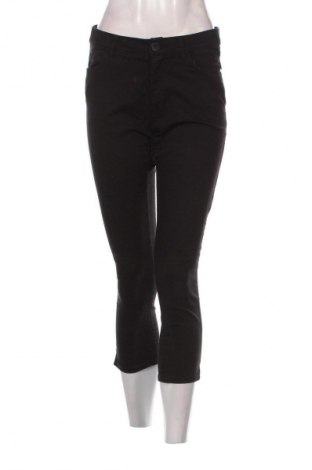 Blugi de femei Yessica, Mărime M, Culoare Negru, Preț 46,05 Lei