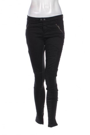 Damen Jeans Zara, Größe M, Farbe Schwarz, Preis 14,99 €