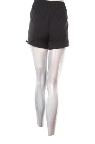 Дамски къс панталон Adidas, Размер M, Цвят Черен, Цена 9,20 €